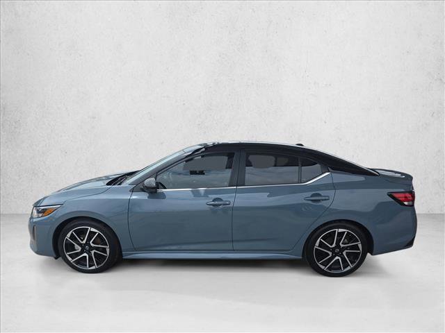 Used 2024 Nissan Sentra SR w/ SR Premium Package FWD image 2