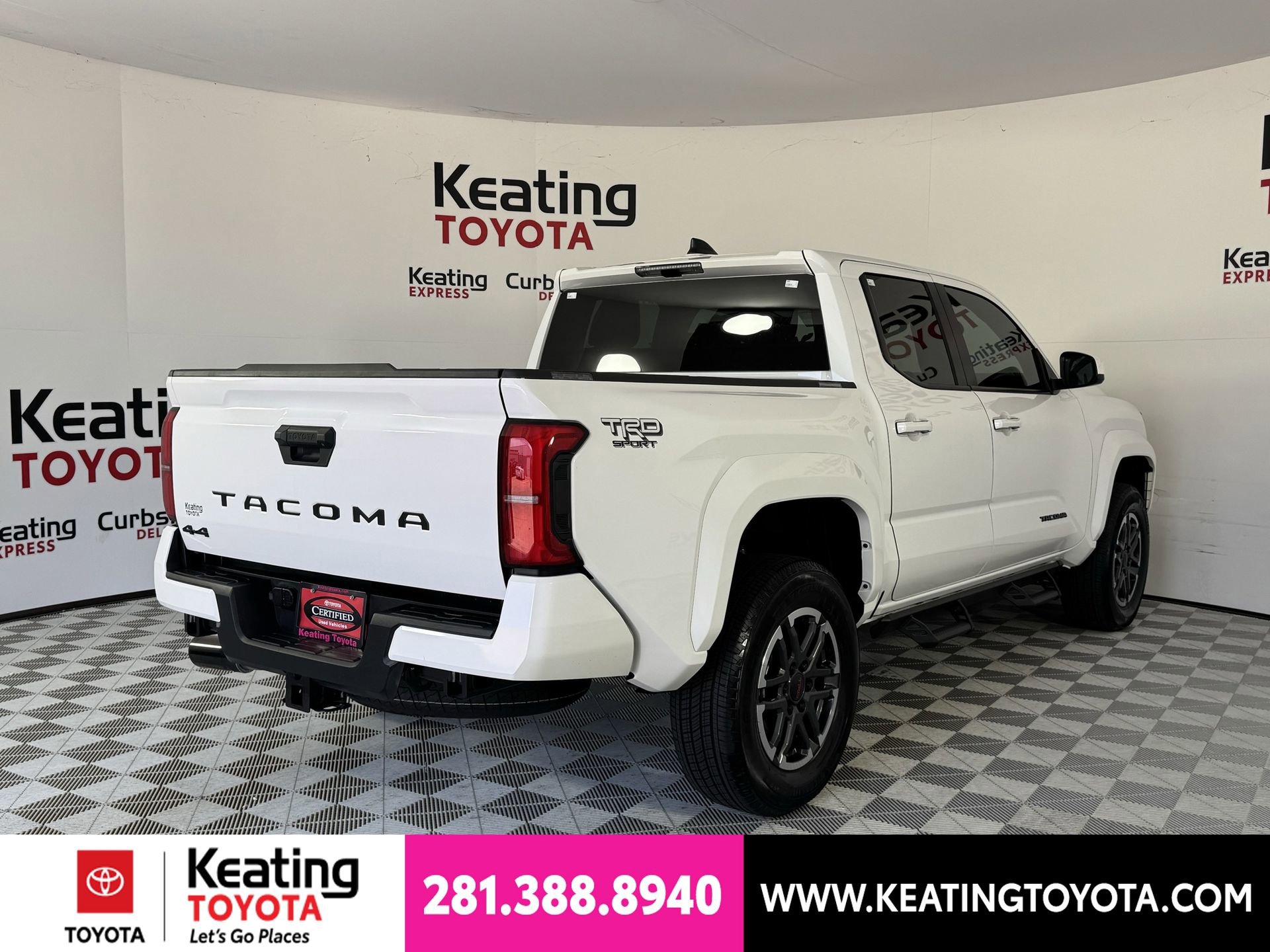 Certified 2025 Toyota Tacoma TRD Sport AWD/4WD image 6