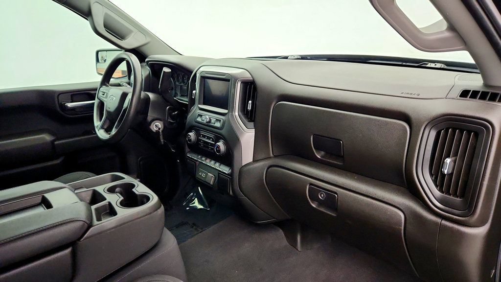 Used 2022 Chevrolet Silverado 1500 Custom Trail Boss AWD/4WD image 25
