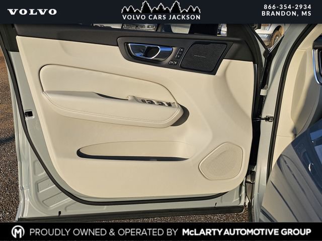 New 2026 Volvo XC60 B5 Ultra w/ Protection Package Premier image 15