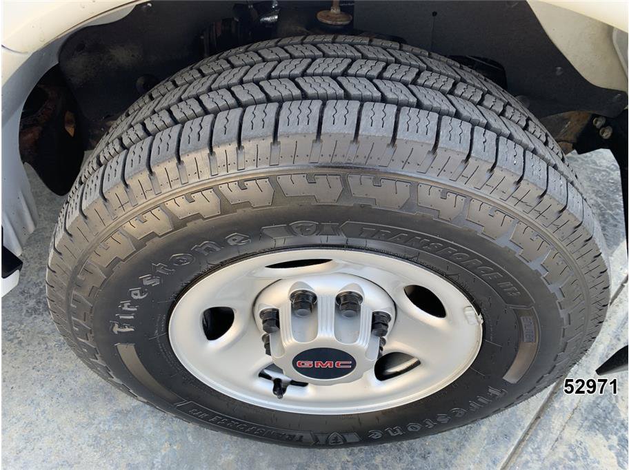 Used 2021 GMC Savana 3500 w/ Power Convenience Package RWD image 22