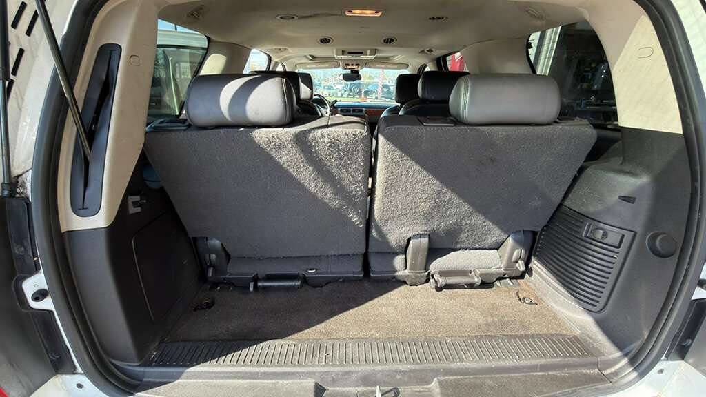 Used 2007 Chevrolet Tahoe LTZ w/ LTZ Preferred Equipment Group image 38