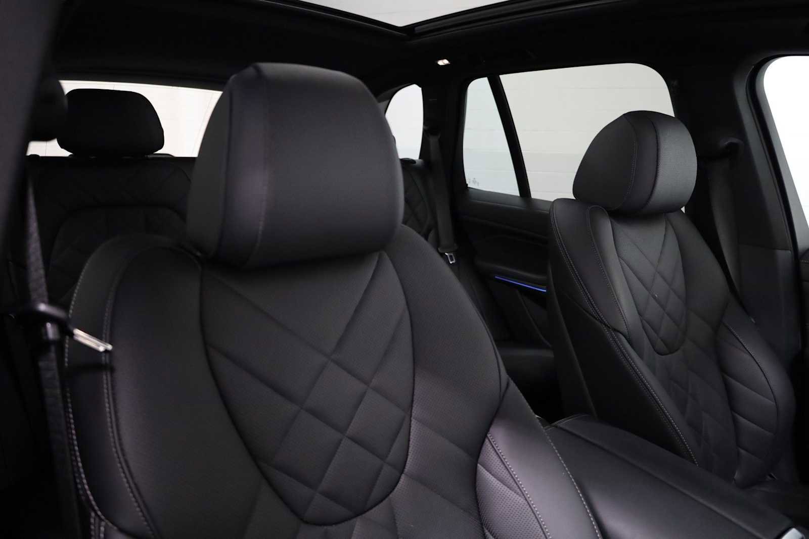 Used 2024 BMW X5 xDrive40i w/ M Sport Package image 21