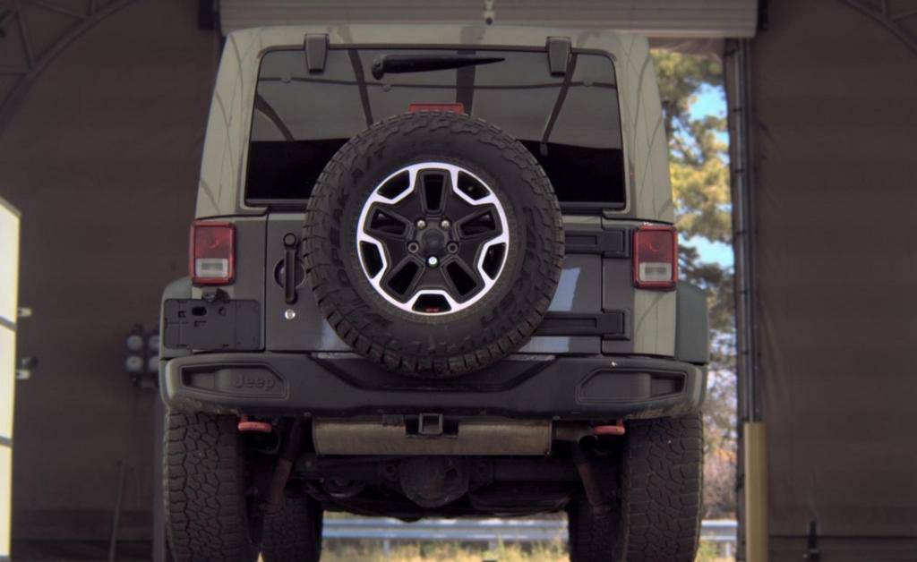 Used 2016 Jeep Wrangler Unlimited Rubicon AWD/4WD image 7