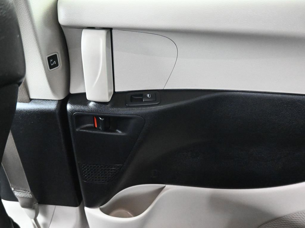 Used 2022 Chrysler Pacifica Touring-L image 37