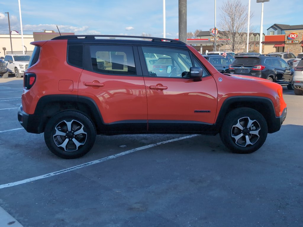 Used 2021 Jeep Renegade Trailhawk image 4