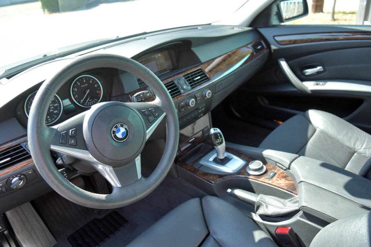 Used 2008 BMW 535xi Sedan w/ Premium Pkg AWD/4WD image 22
