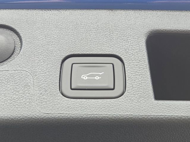 New 2026 GMC Terrain Elevation w/ Elevation Premium Package image 6