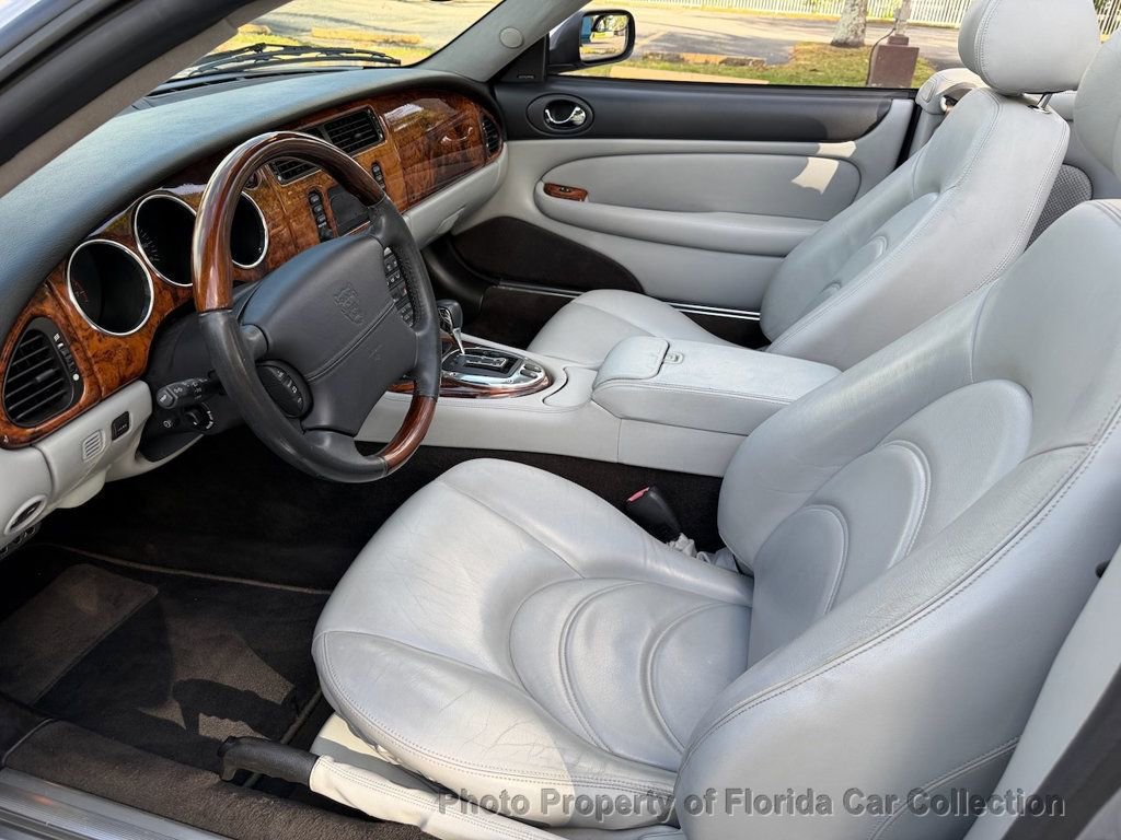 Used 2005 Jaguar XK8 Convertible image 7