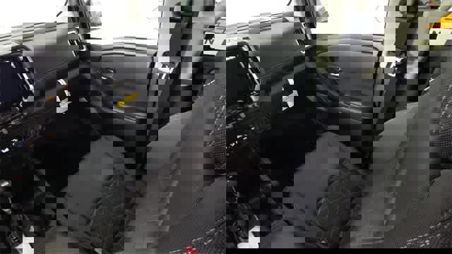 New 2025 Nissan Frontier SV w/ SV Convenience Package image 24