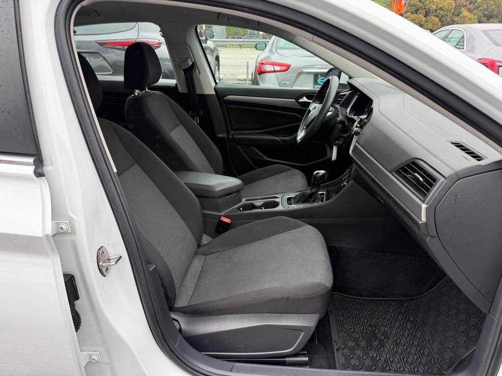 Used 2019 Volkswagen Jetta S w/ Driver Assistance Package image 29