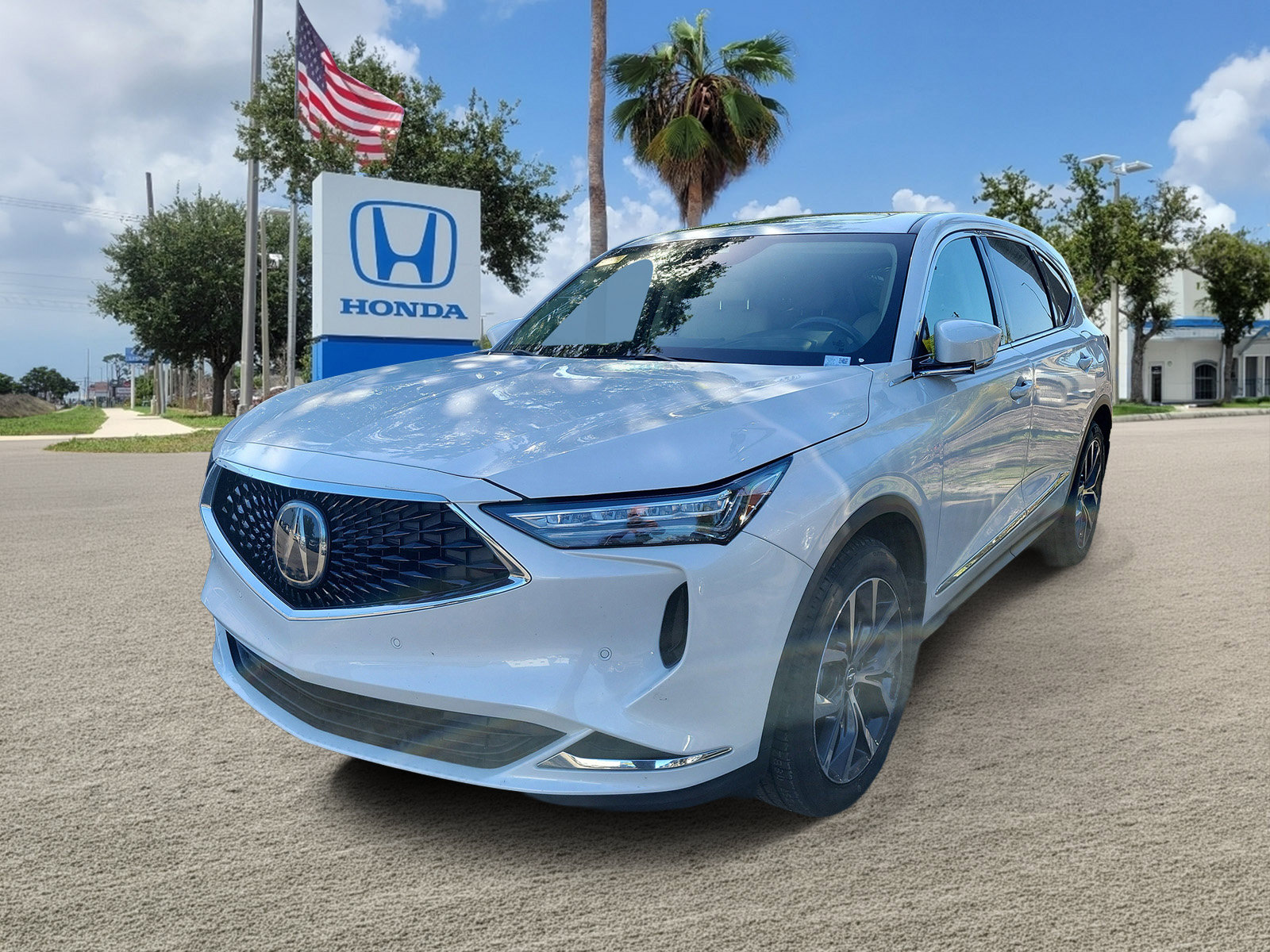 Used 2023 Acura MDX w/ Technology Package AWD/4WD image 4