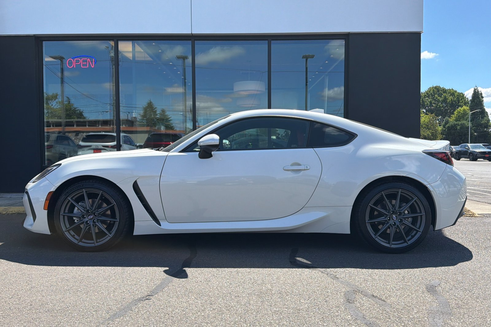 Used 2025 Subaru BRZ Limited RWD image 9