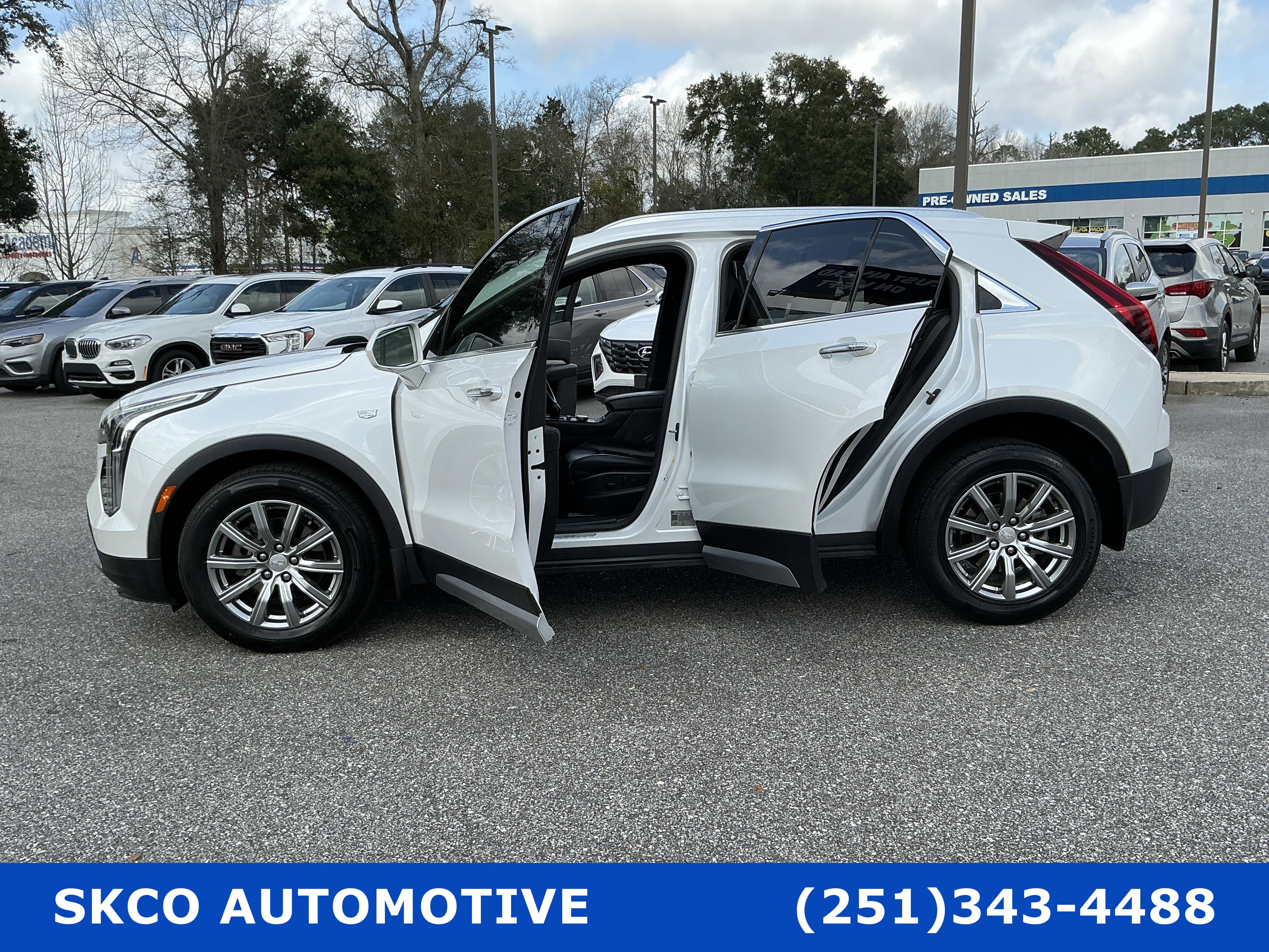 Used 2020 Cadillac XT4 Premium Luxury w/ Driver Awareness Package image 31