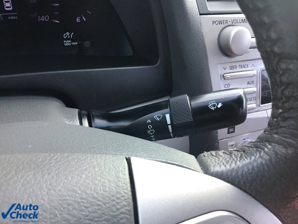 Used 2010 Toyota Camry XLE image 33