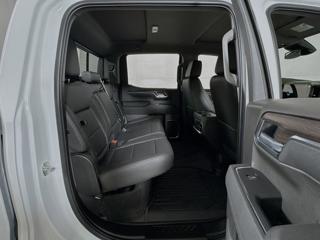 Certified 2026 GMC Sierra 1500 SLT image 26