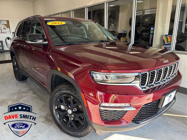 Used 2022 Jeep Grand Cherokee Limited w/ Trailer Tow Prep Group (B)