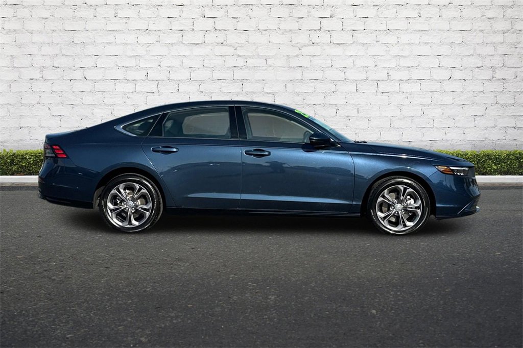 Used 2025 Honda Accord EX-L image 3