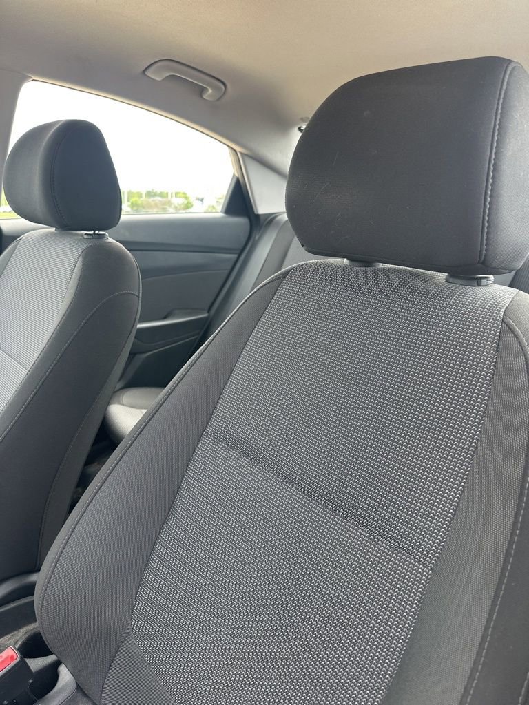 Used 2019 Hyundai Accent SE image 11