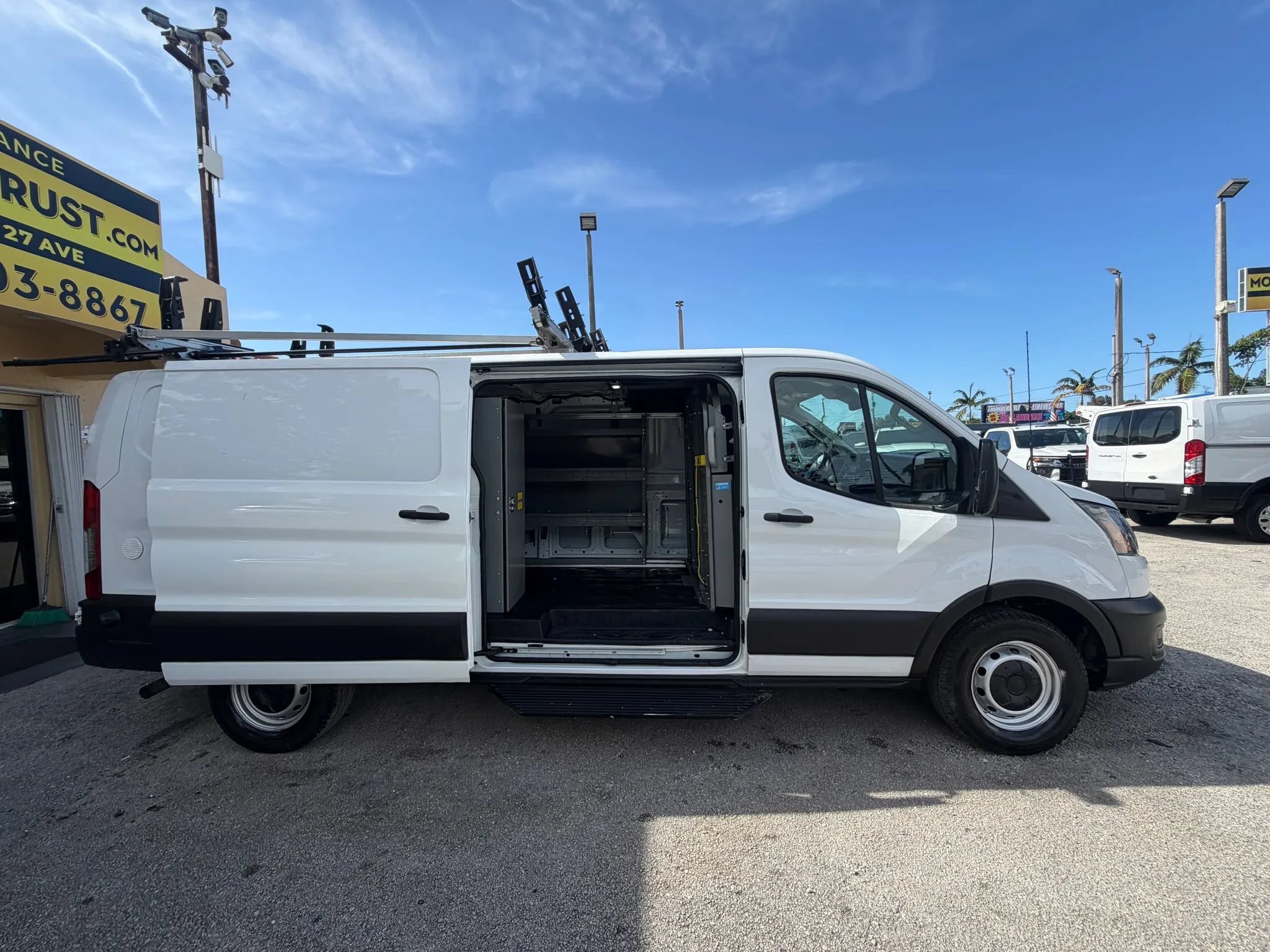Used 2024 Ford Transit 350 148 Low Roof w/ Fleet Fuel Economy Package RWD image 9