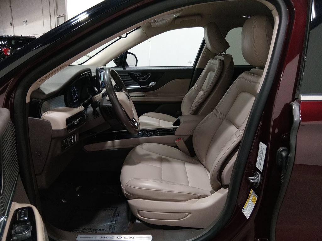 Certified 2021 Lincoln Corsair AWD w/ Equipment Group 101A image 16
