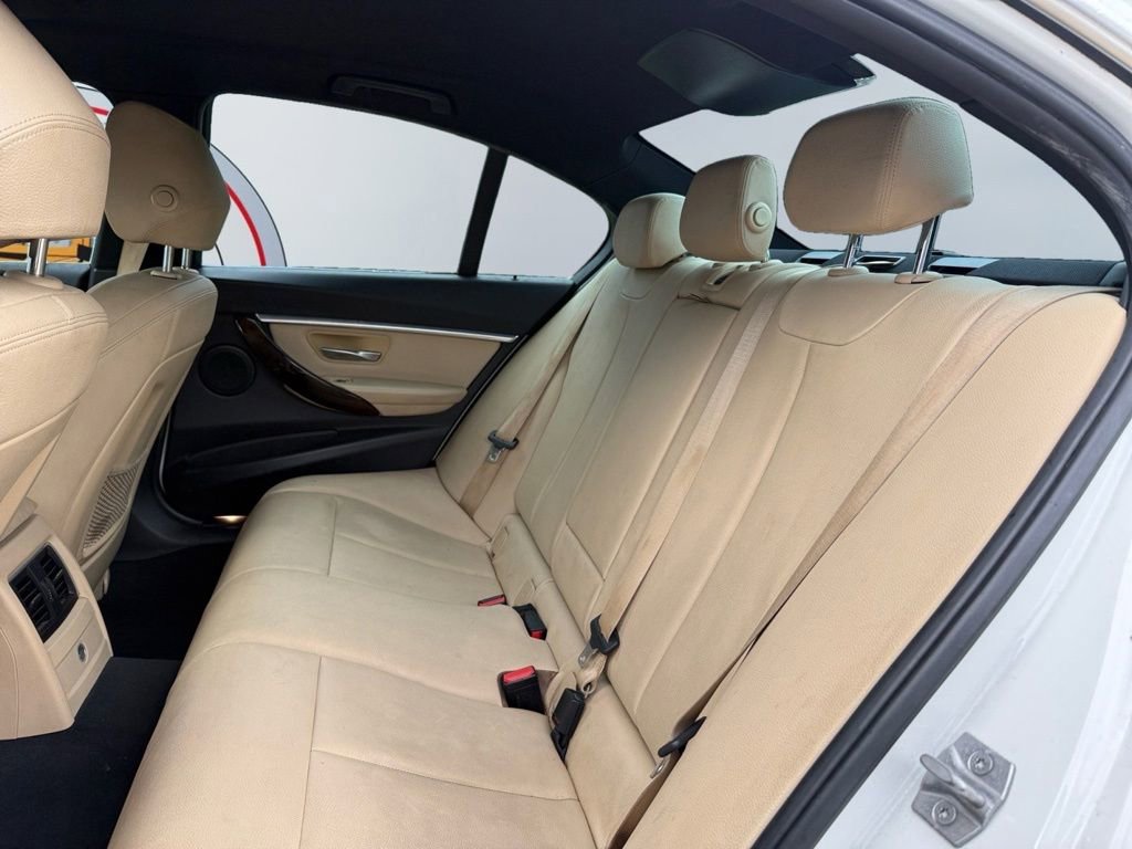 Used 2017 BMW 330i Sedan RWD image 17