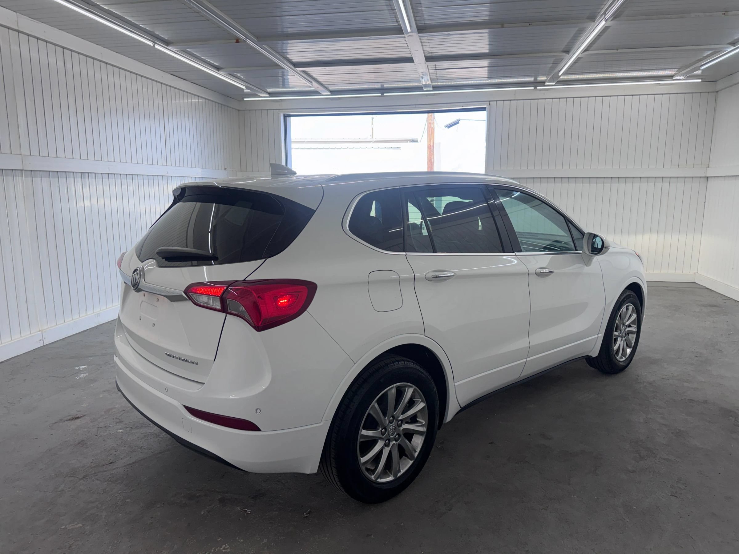 Used 2020 Buick Envision Essence FWD image 5