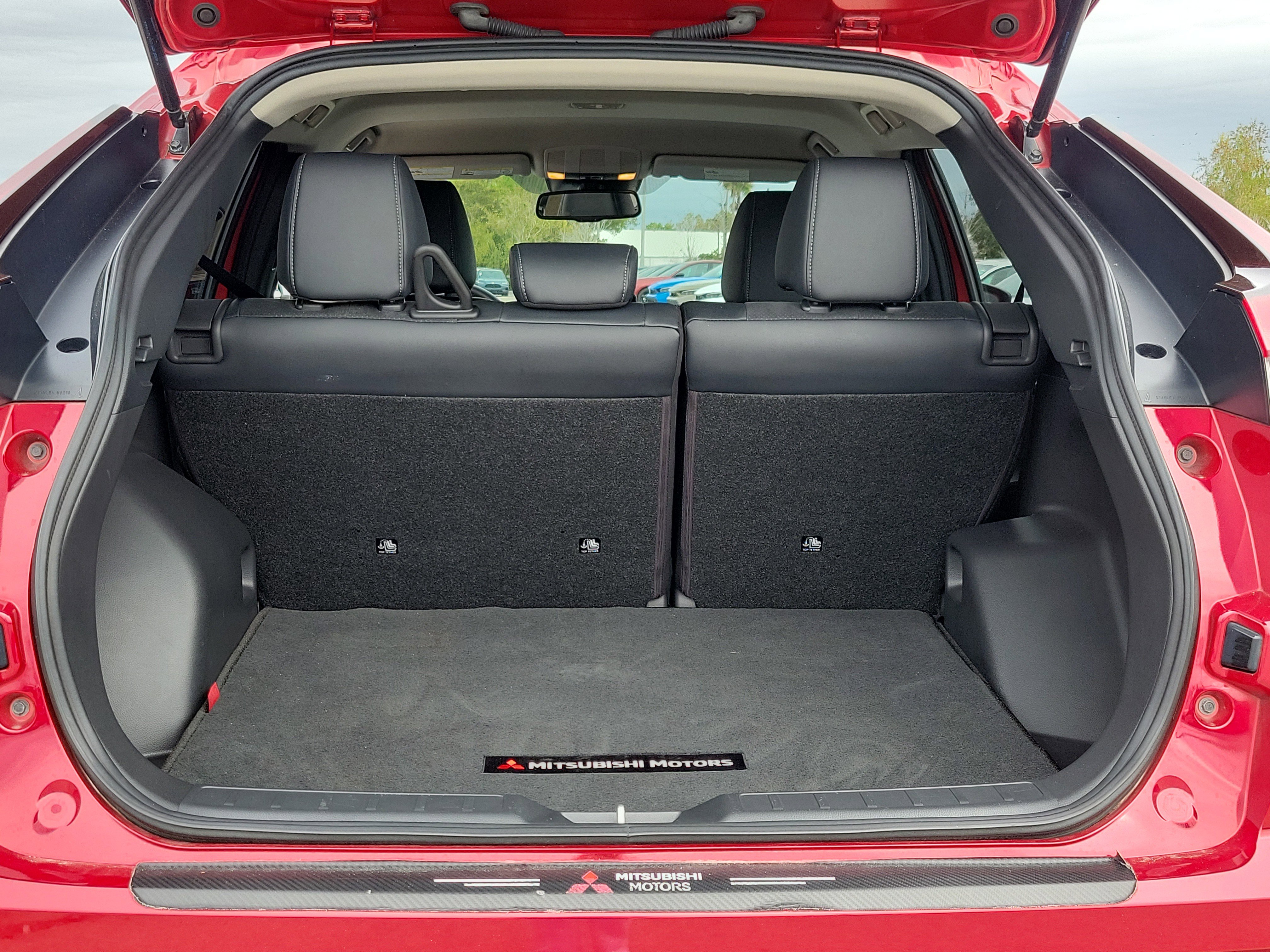 Used 2023 Mitsubishi Eclipse Cross SE image 12