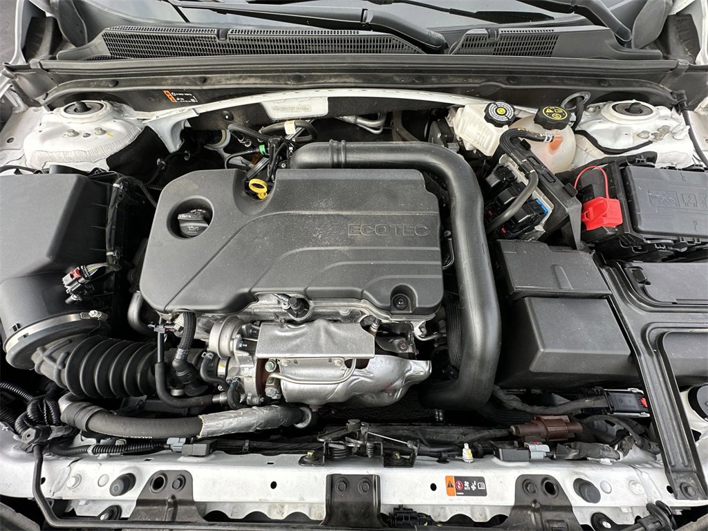 Used 2023 Chevrolet Malibu LT image 25