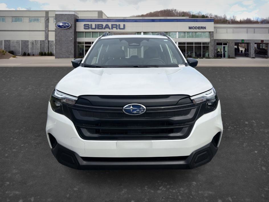 Used 2025 Subaru Forester w/ Convenience Package #2 AWD/4WD image 2