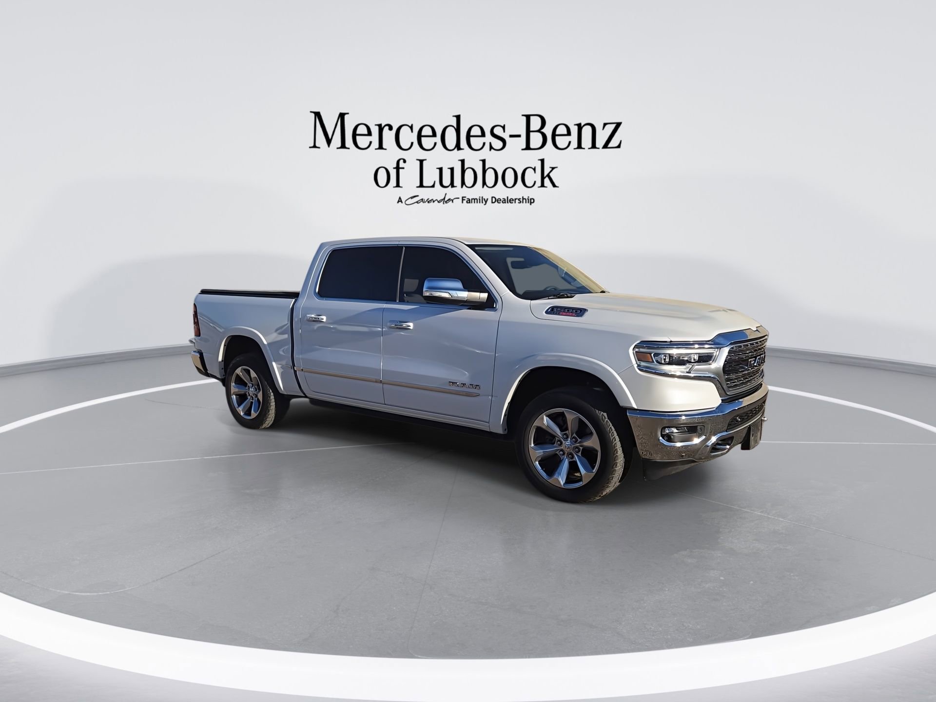 Used 2021 RAM 1500 Limited AWD/4WD image 2