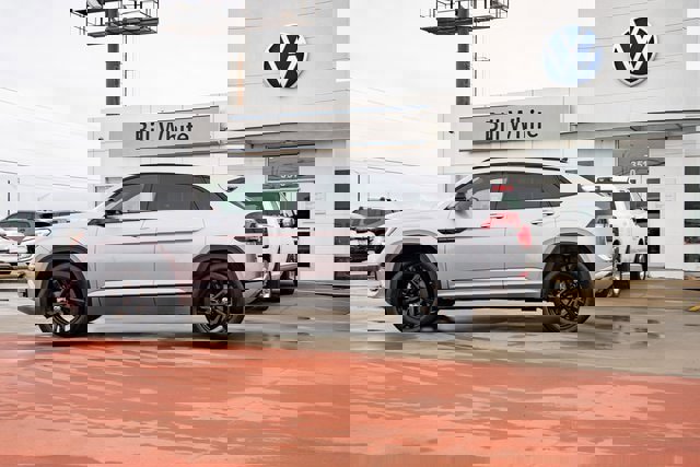 New 2025 Volkswagen Atlas Cross Sport SEL R-Line image 3