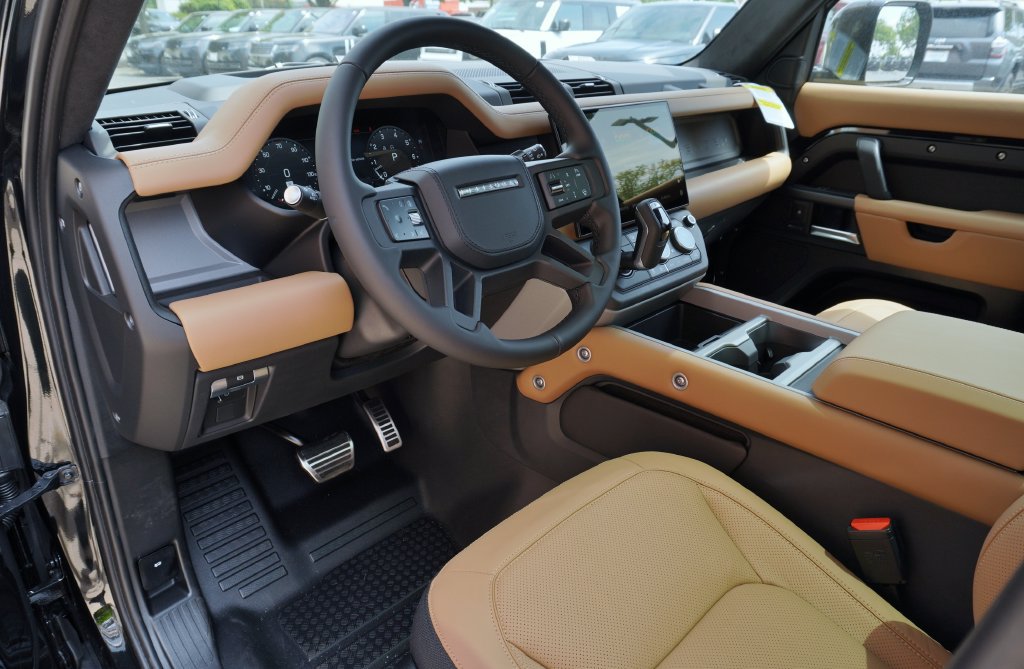 New 2026 Land Rover Defender 130 X AWD/4WD image 13