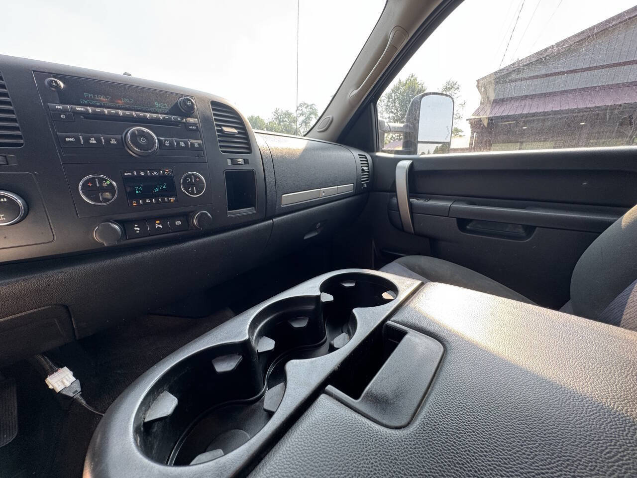 Used 2011 GMC Sierra 3500 SLE w/ SLE Preferred Package AWD/4WD image 29