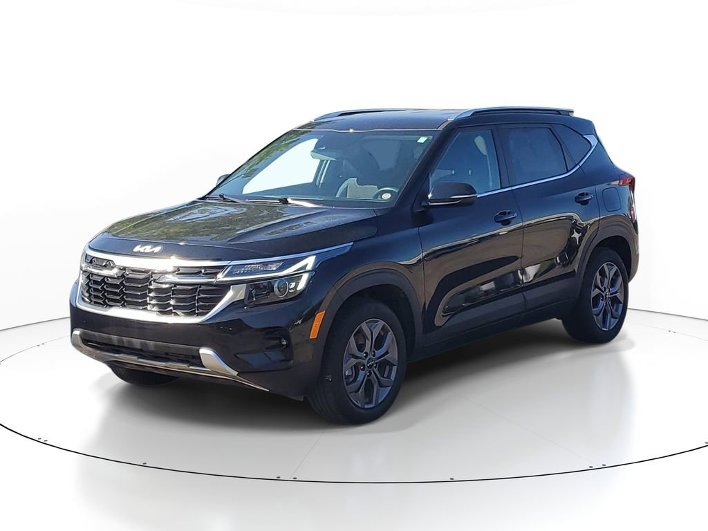 Certified 2024 Kia Seltos S AWD/4WD image 2
