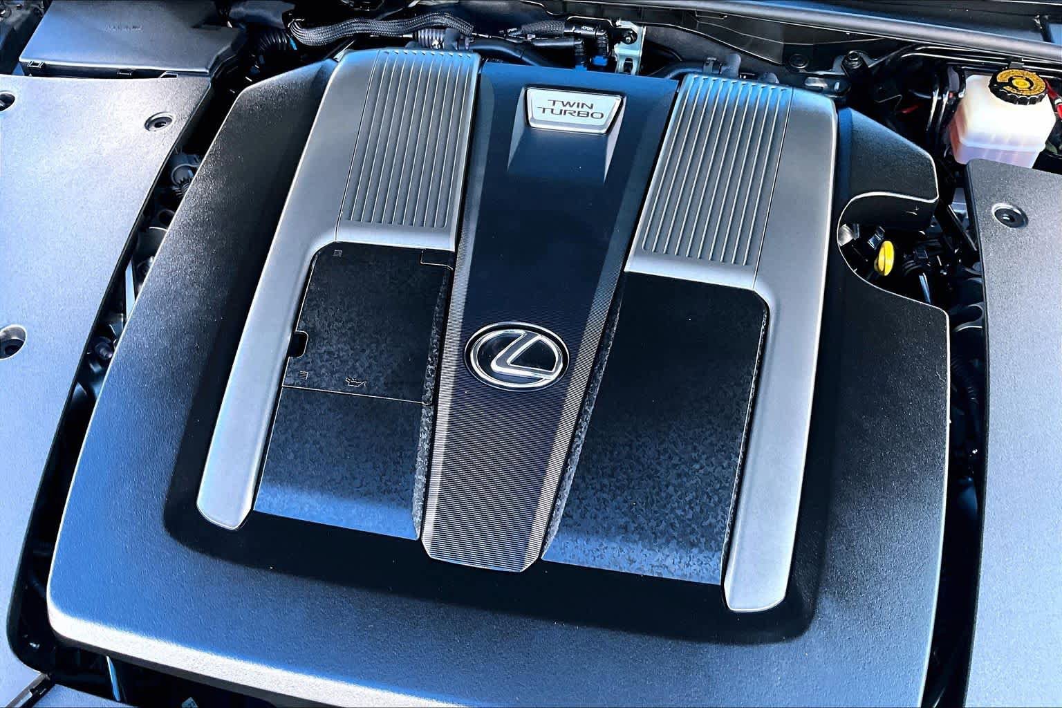 Used 2018 Lexus LS 500 w/ Interior Upgrade Package RWD image 33