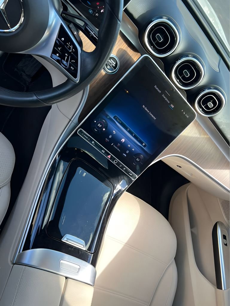 Used 2025 Mercedes-Benz C 300 4MATIC Sedan image 19