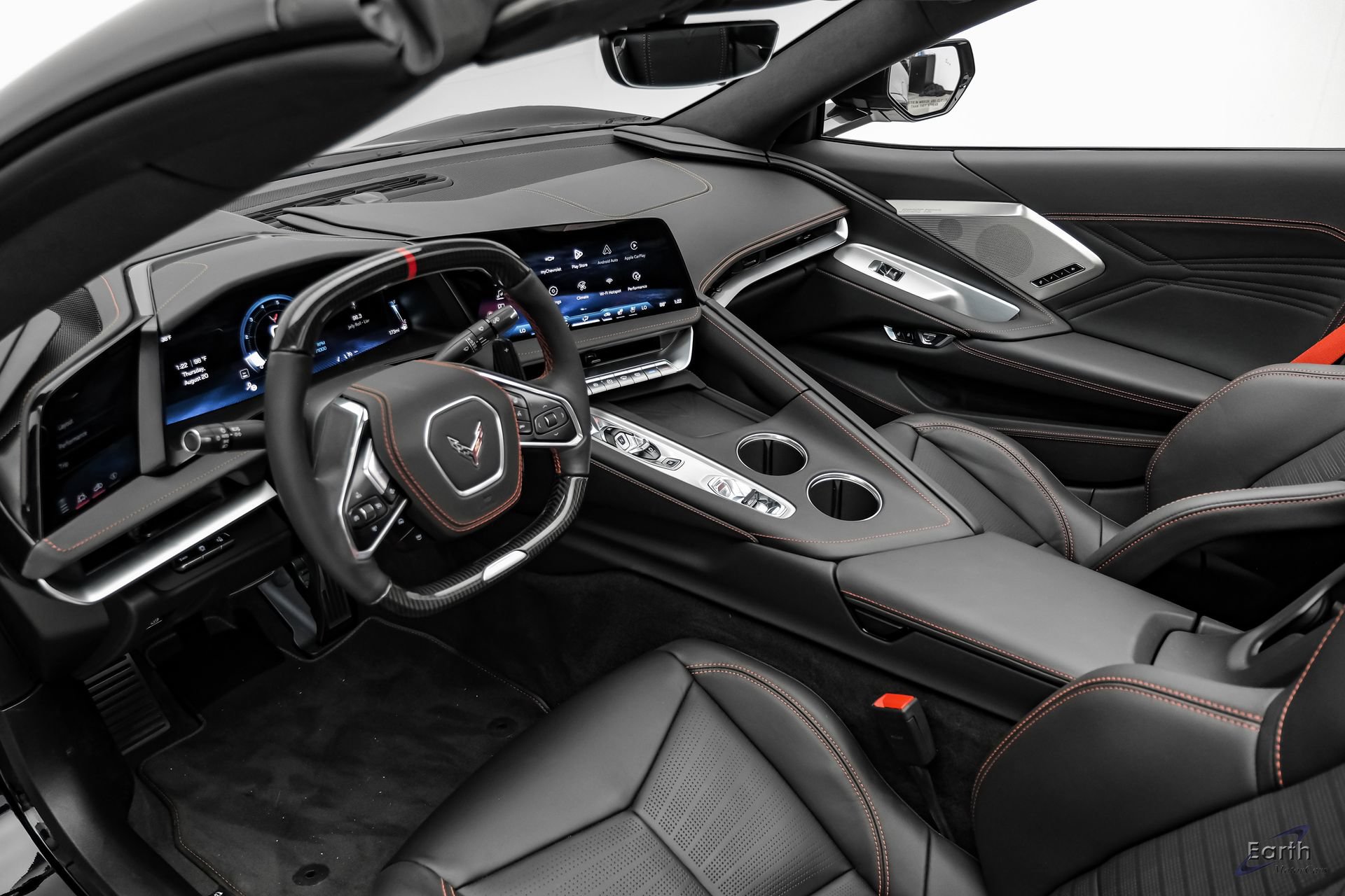 Used 2026 Chevrolet Corvette Z06 RWD image 3