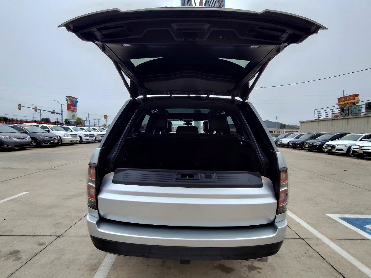 Used 2019 Land Rover Range Rover Supercharged AWD/4WD image 52