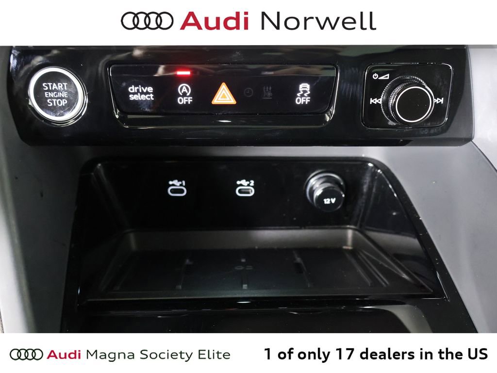 Used 2025 Audi Q5 2.0T Premium w/ Convenience Package image 6