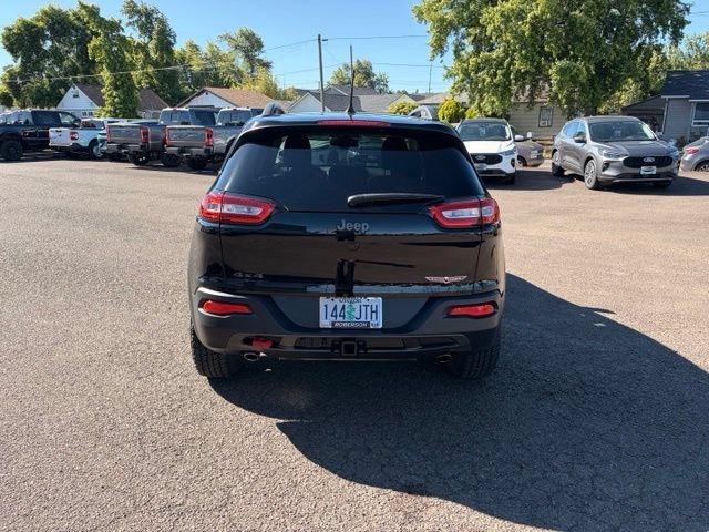Used 2017 Jeep Cherokee Trailhawk w/ Comfort/Convenience Group AWD/4WD image 11