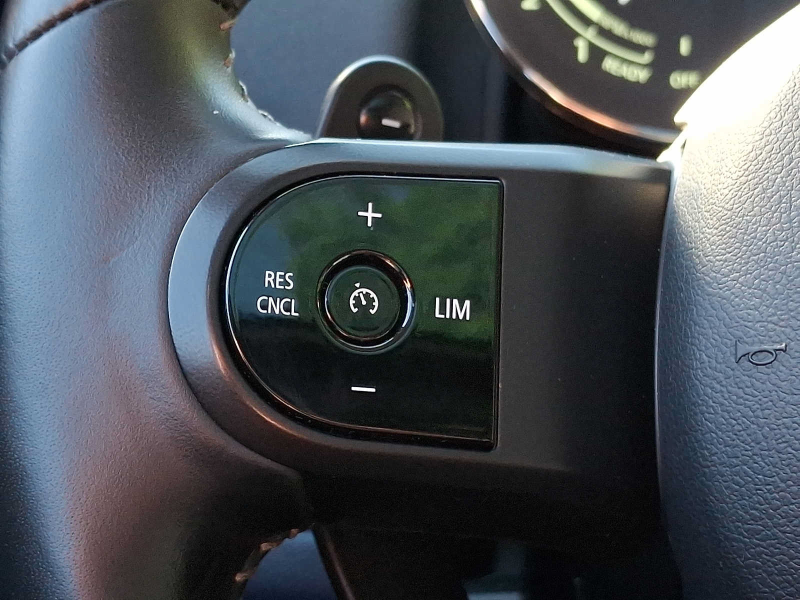 Certified 2023 MINI Cooper Countryman S w/ Signature Upholstery Package AWD/4WD image 17