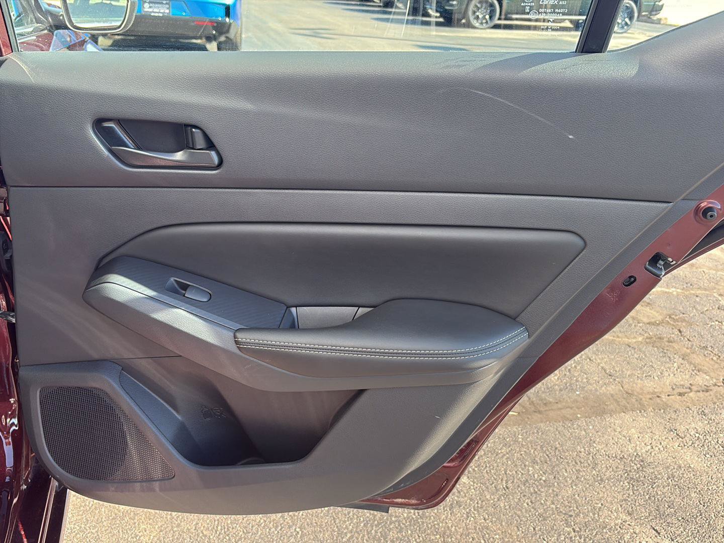Used 2025 Nissan Altima 2.5 SV FWD image 24