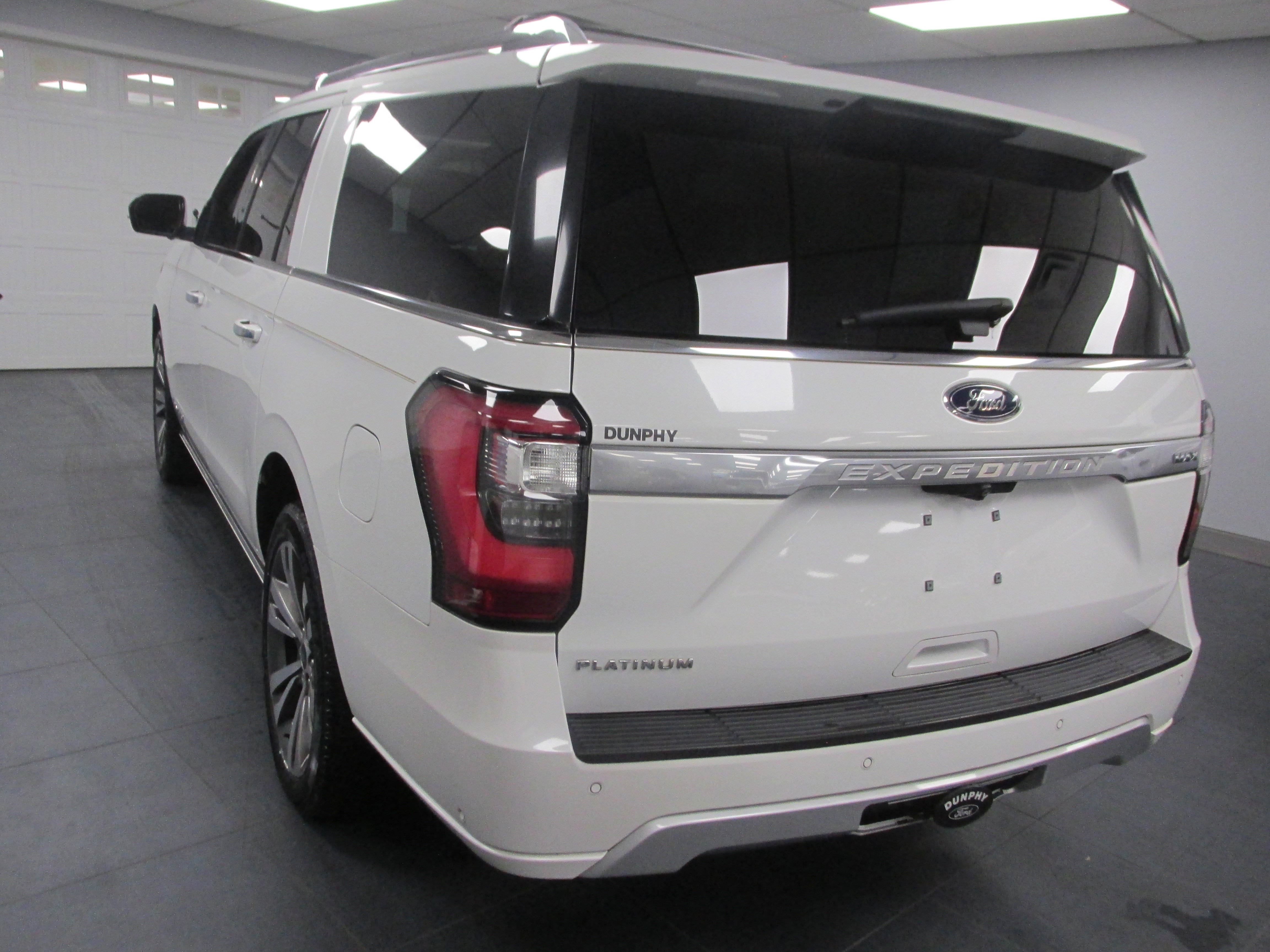 Certified 2020 Ford Expedition Max Platinum image 6