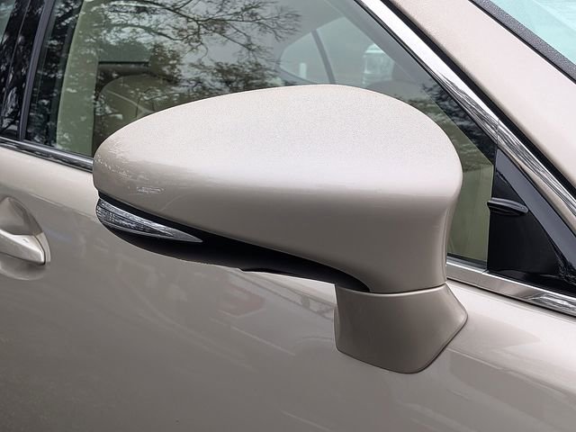 Used 2013 Lexus ES 350 w/ Luxury Pkg image 10