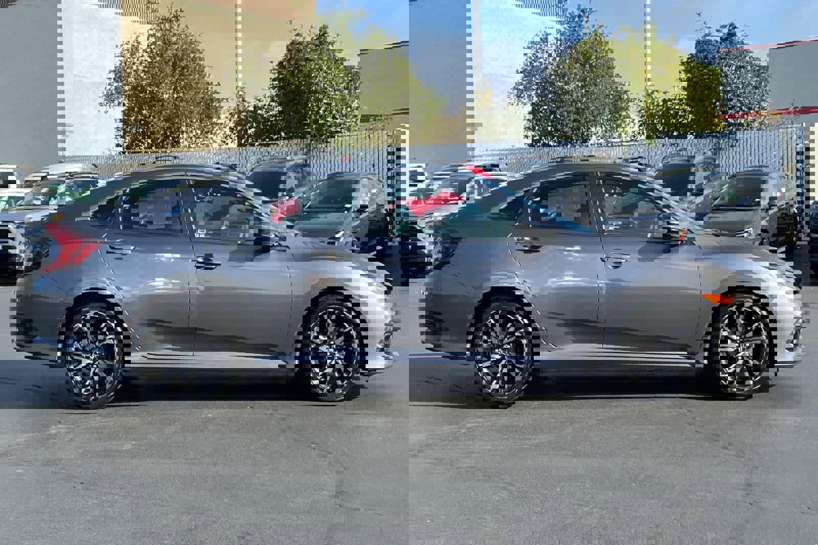 Used 2019 Honda Civic Sport image 6