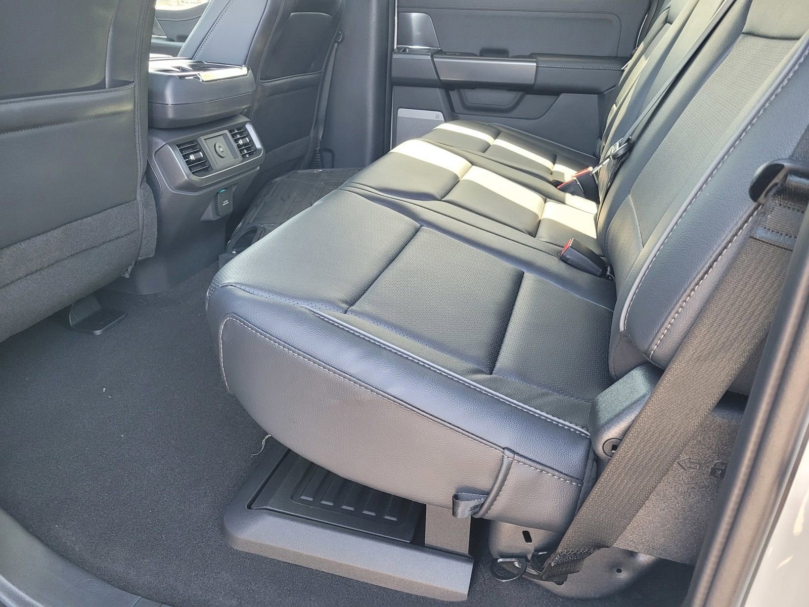 New 2026 Ford F150 Lariat AWD/4WD image 7