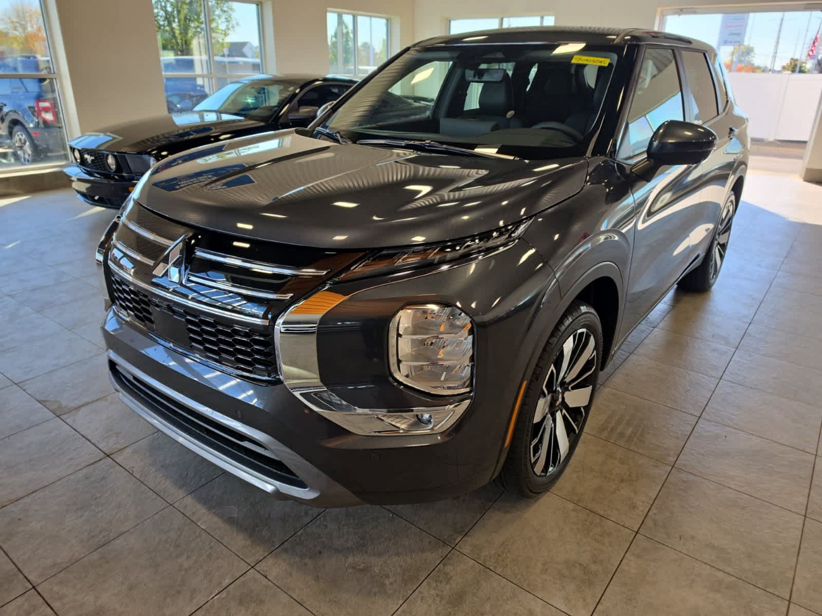 Used 2026 Mitsubishi Outlander SE