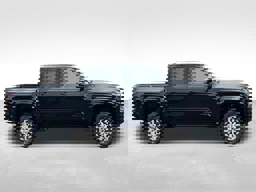 Used 2025 Toyota Tacoma SR5 image 5