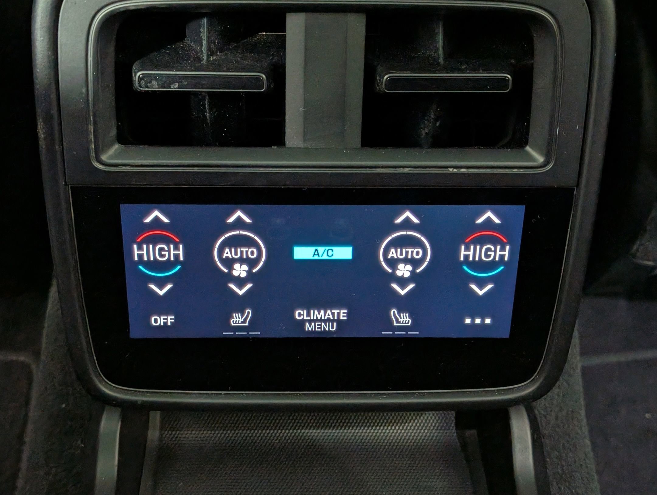 Certified 2024 Porsche Taycan GTS image 33